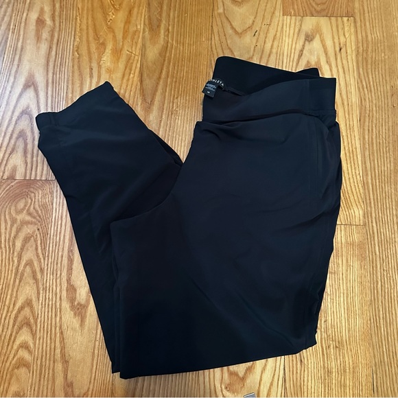 Athleta Pants - Athleta Women's 14 Black Joggers Trekkie 54023 Stretch Fashion Career Basic